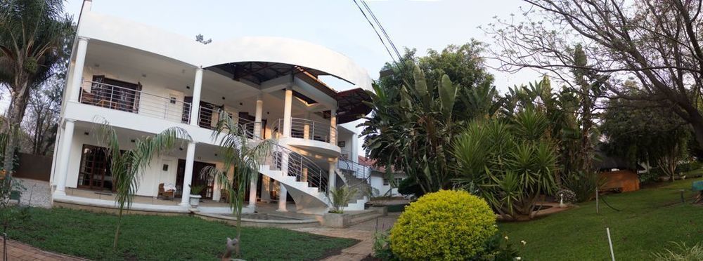 Motsamai Guest Lodge Bulawayo Eksteriør bilde