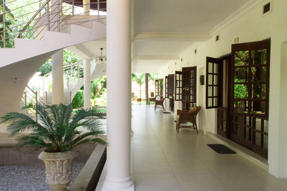 Motsamai Guest Lodge Bulawayo Eksteriør bilde